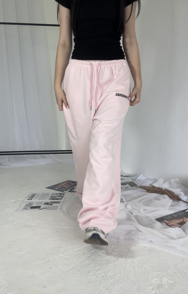 Спортивные брюки